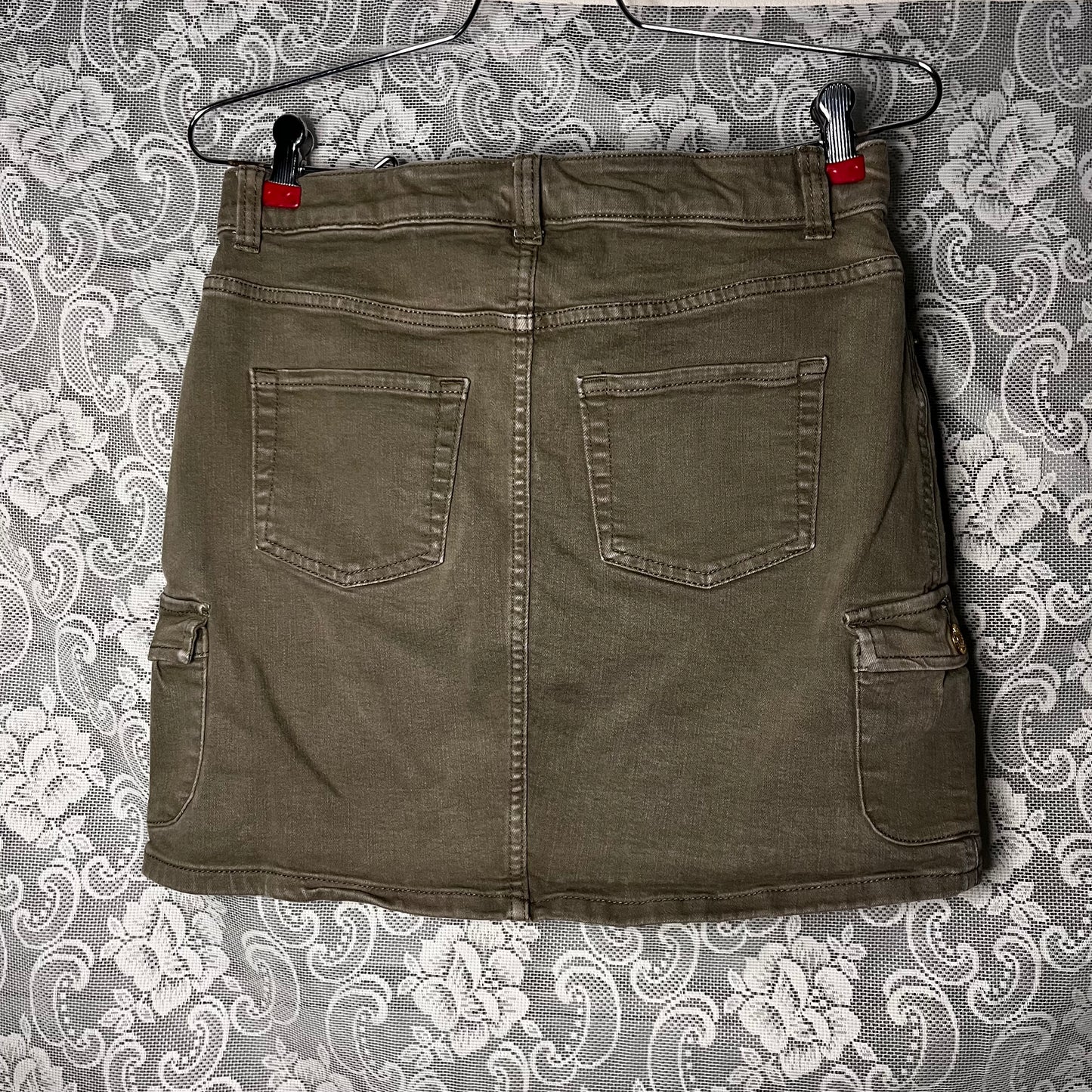 stretchy green cargo skirt