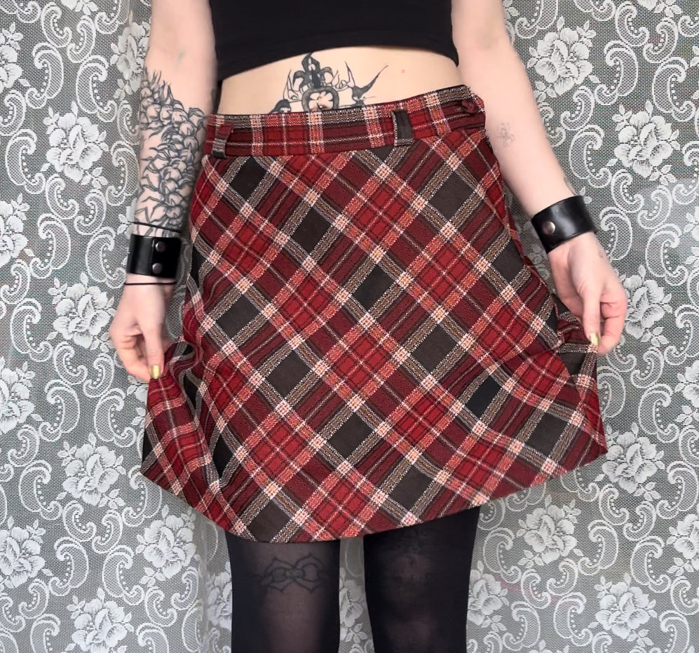 vintage red plaid mini skirt