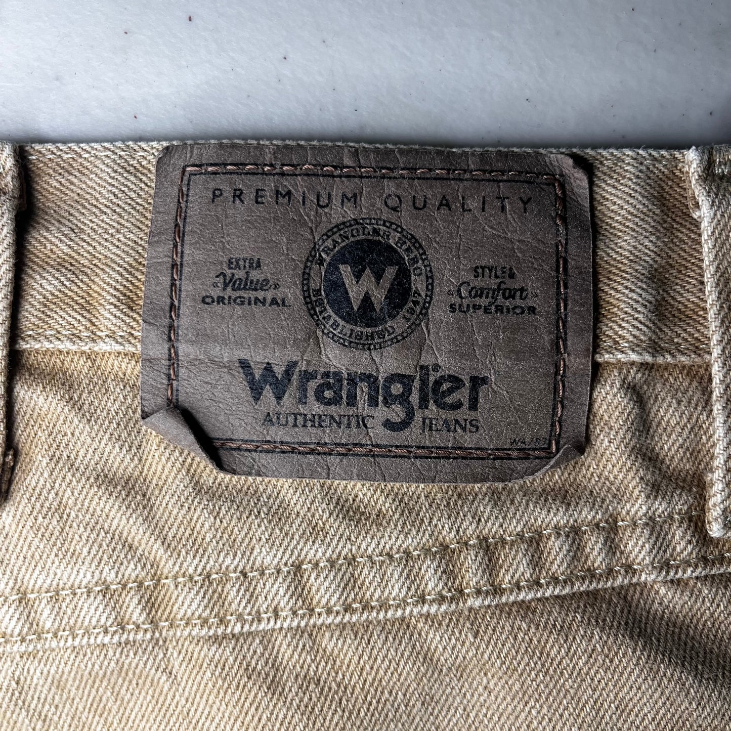 tan wrangler denim pants 42x30