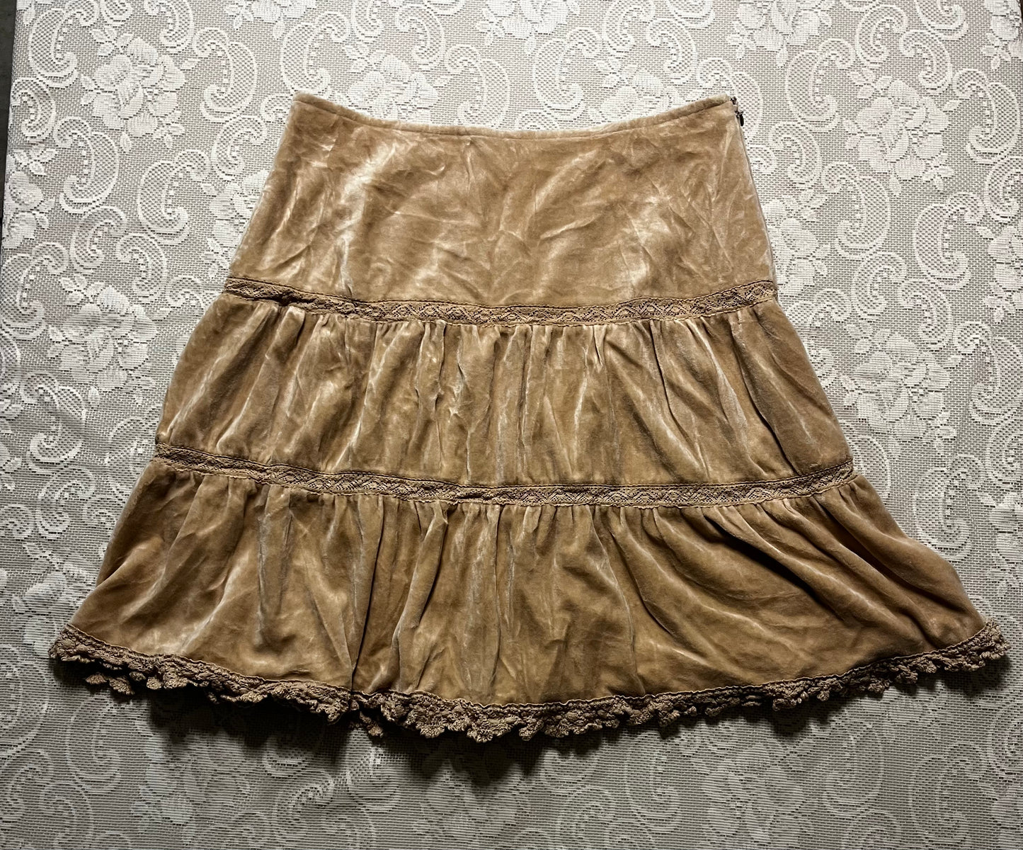 lil cream velvet tiered skirt