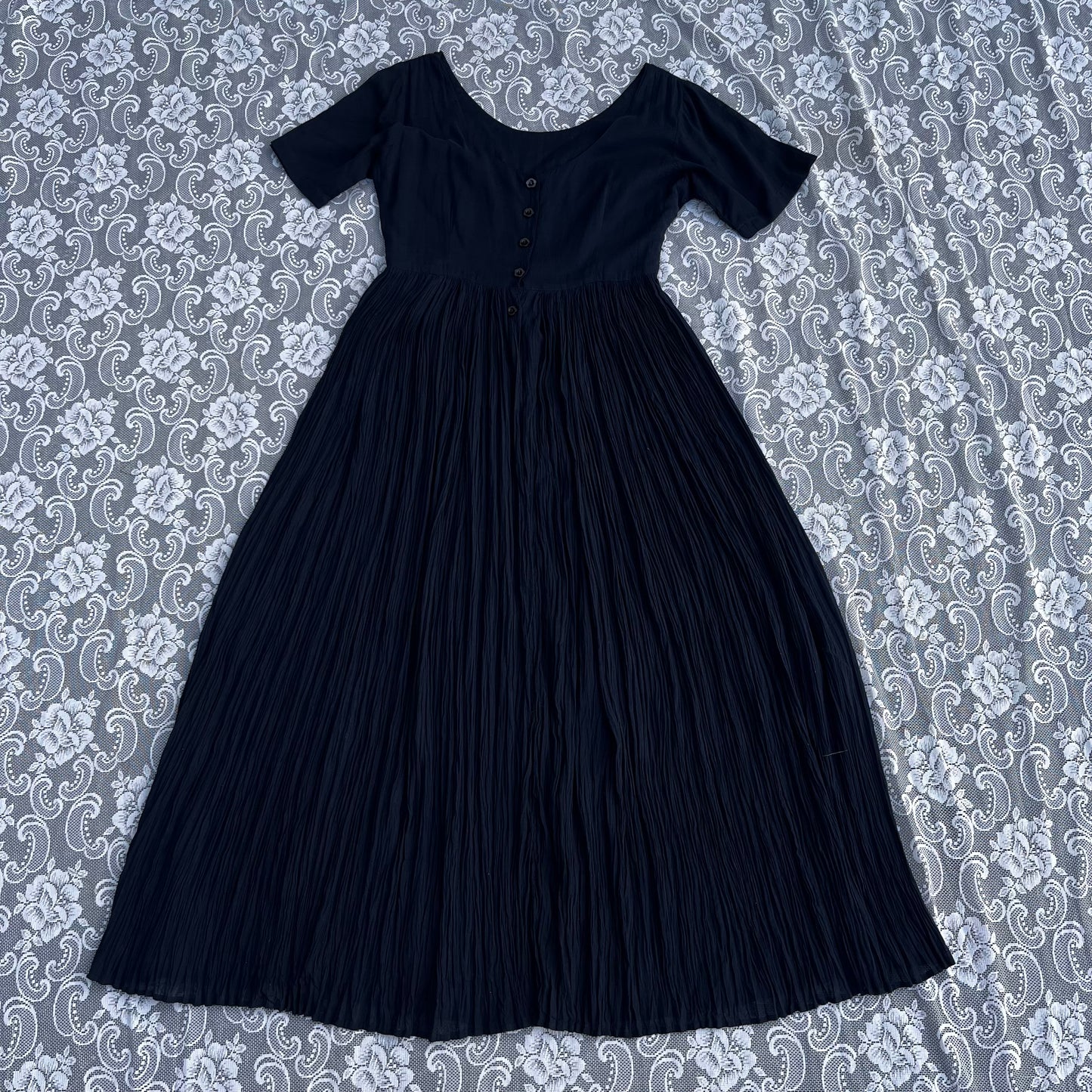 black embroidered crinkle skirt dress