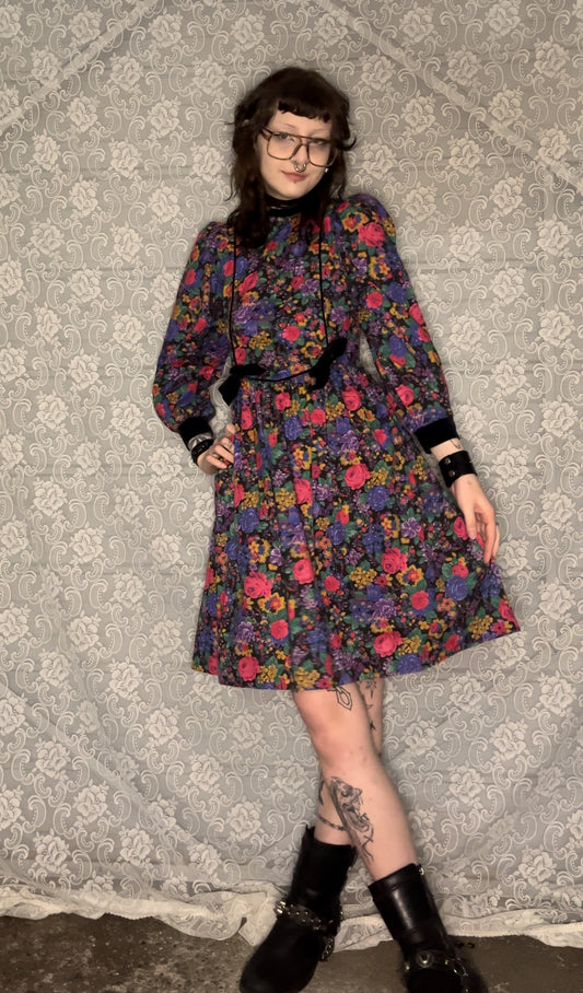 80s floral n velvet trim dress