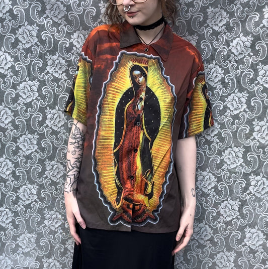 virgen de guadalupe / holy mary button up top