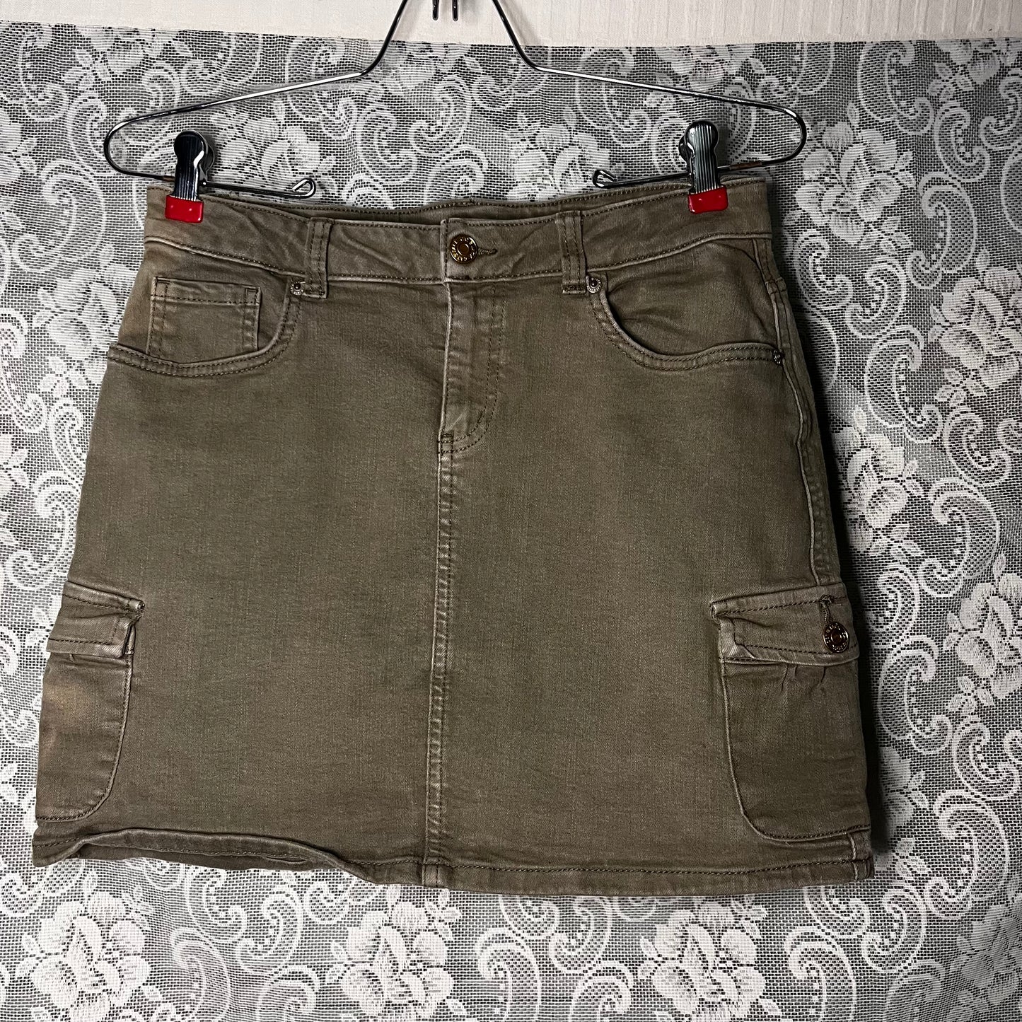 stretchy green cargo skirt