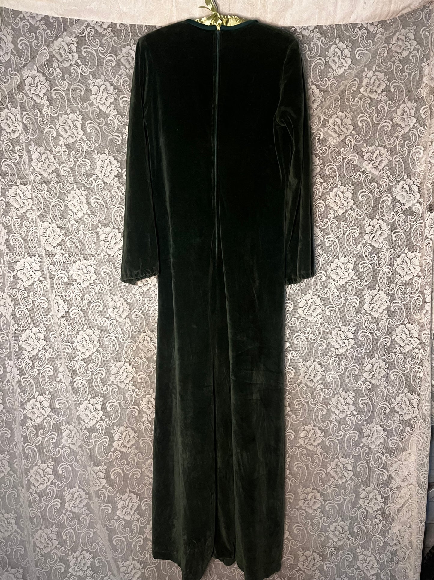 1970s green velvet dress