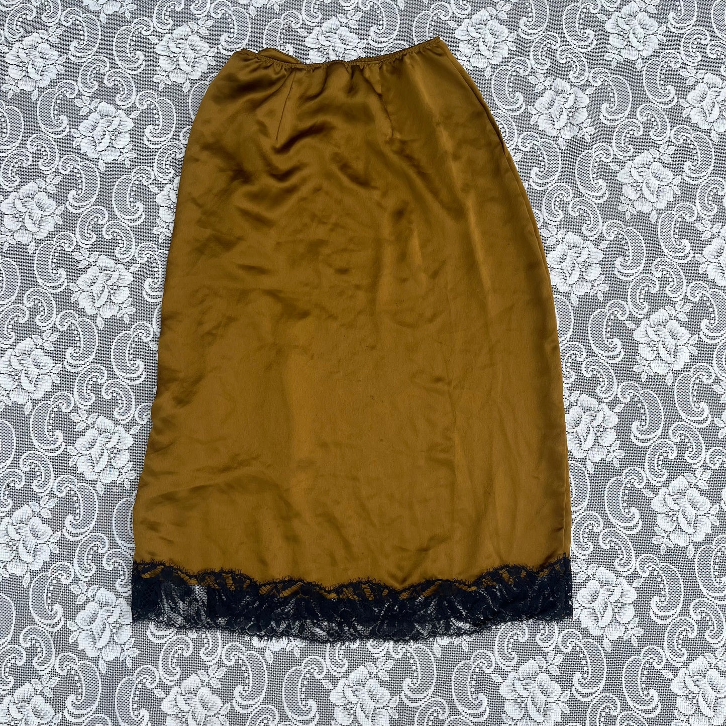 yellowy n black lace slip skirt