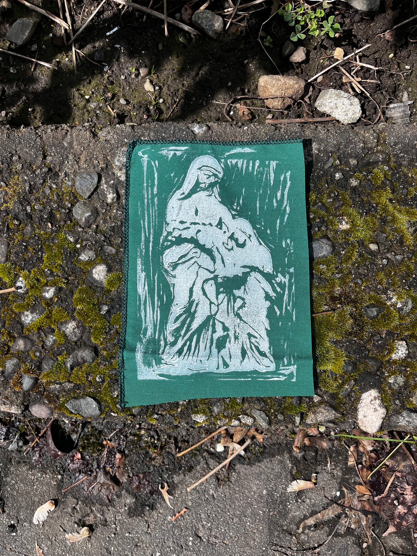 “st anne de la pointe” statue patch