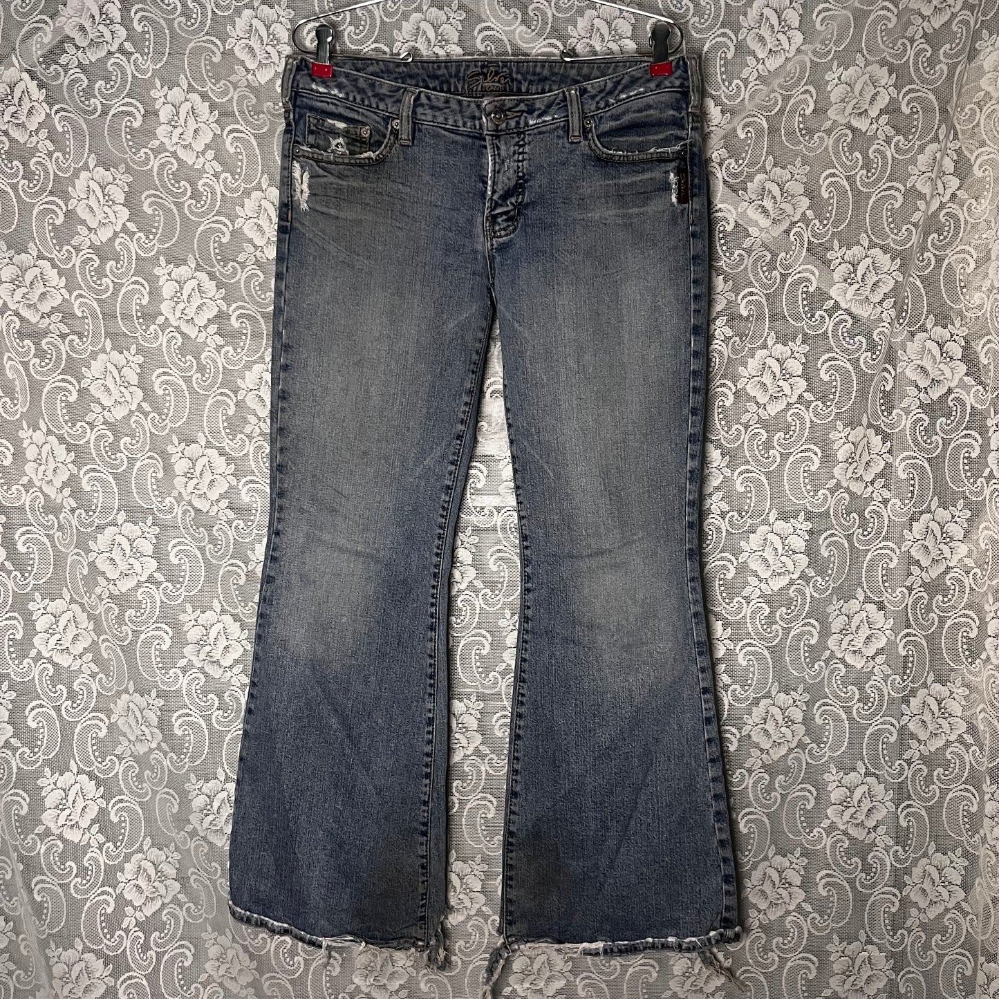 thrashed 90s low waisted flare jeans